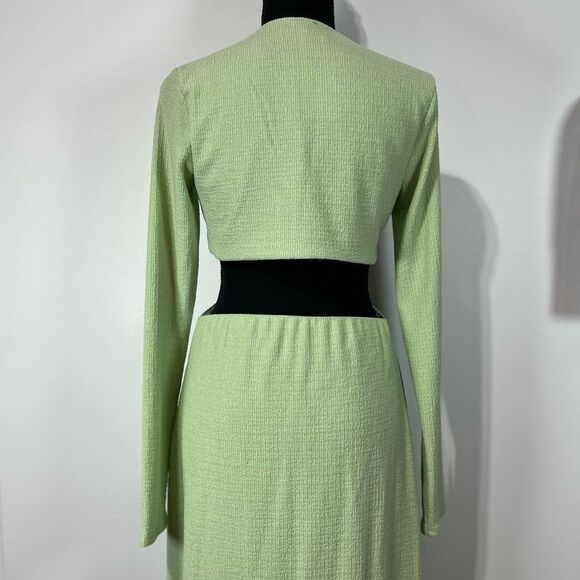 Fourteenth Place Sol Side Cut Out Long Sleeve Midi- Maxi Dress Size M Green NWOT - Picture 5 of 16